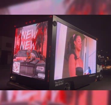 Show Stopper LED Trucks | Advertise with Mobile Video Billboard